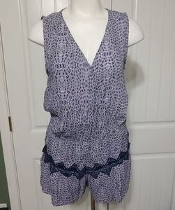 Honey Belle 

Purple Boho Crochet Romper 

Large